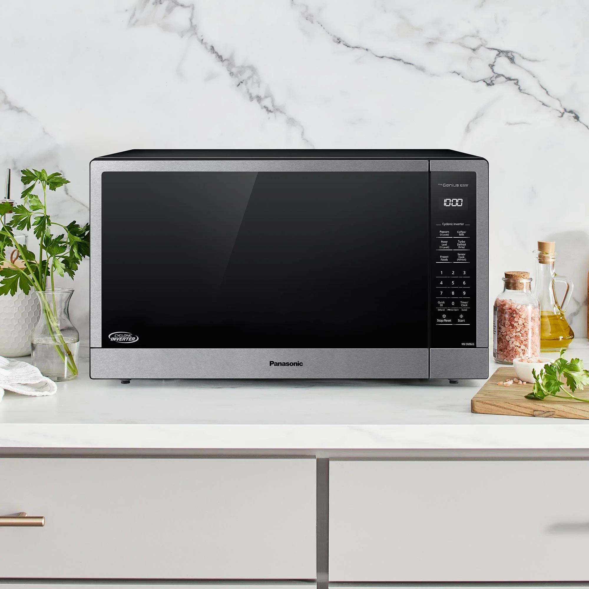 2.2 cu.ft. Cyclonic Wave Inverter Microwave, 1250W - NN-SN98JS - Image 9