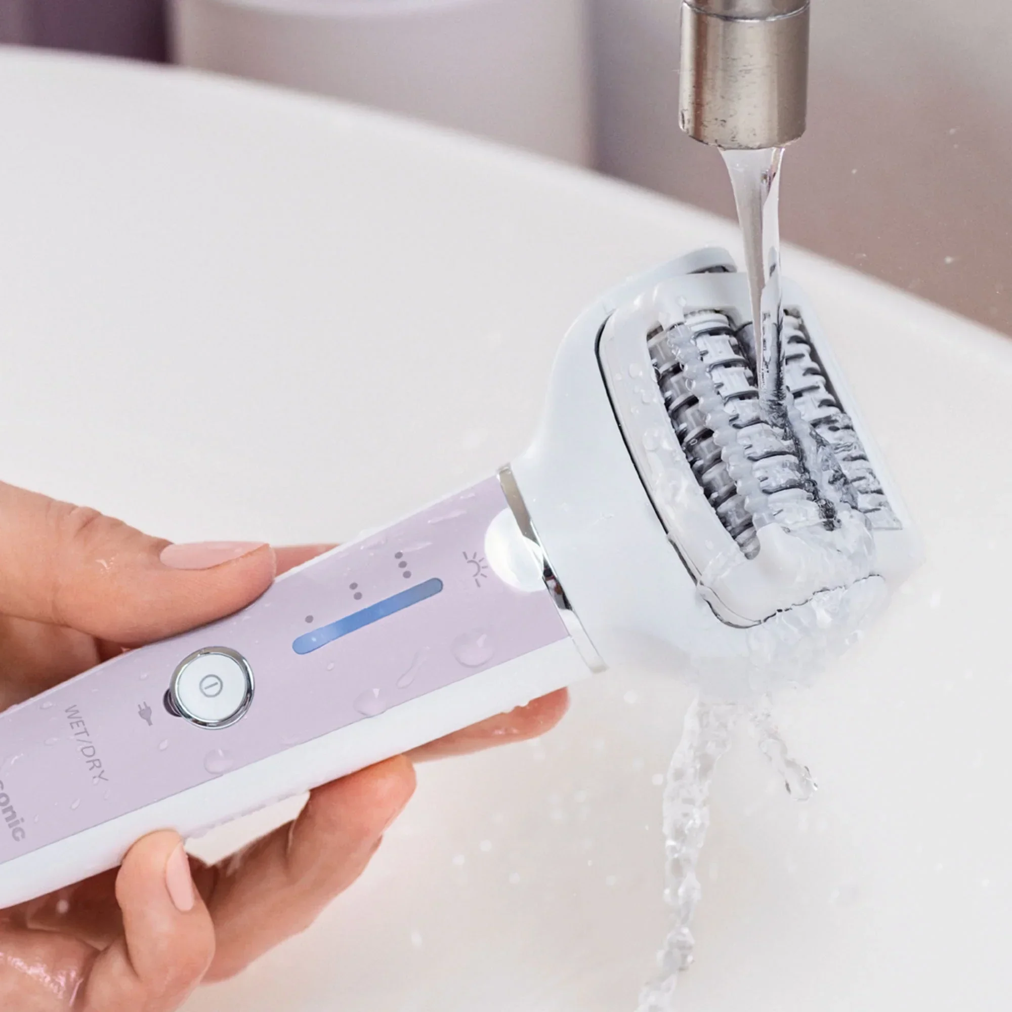 Epilator with Gentle Epilation Cap - Image 5