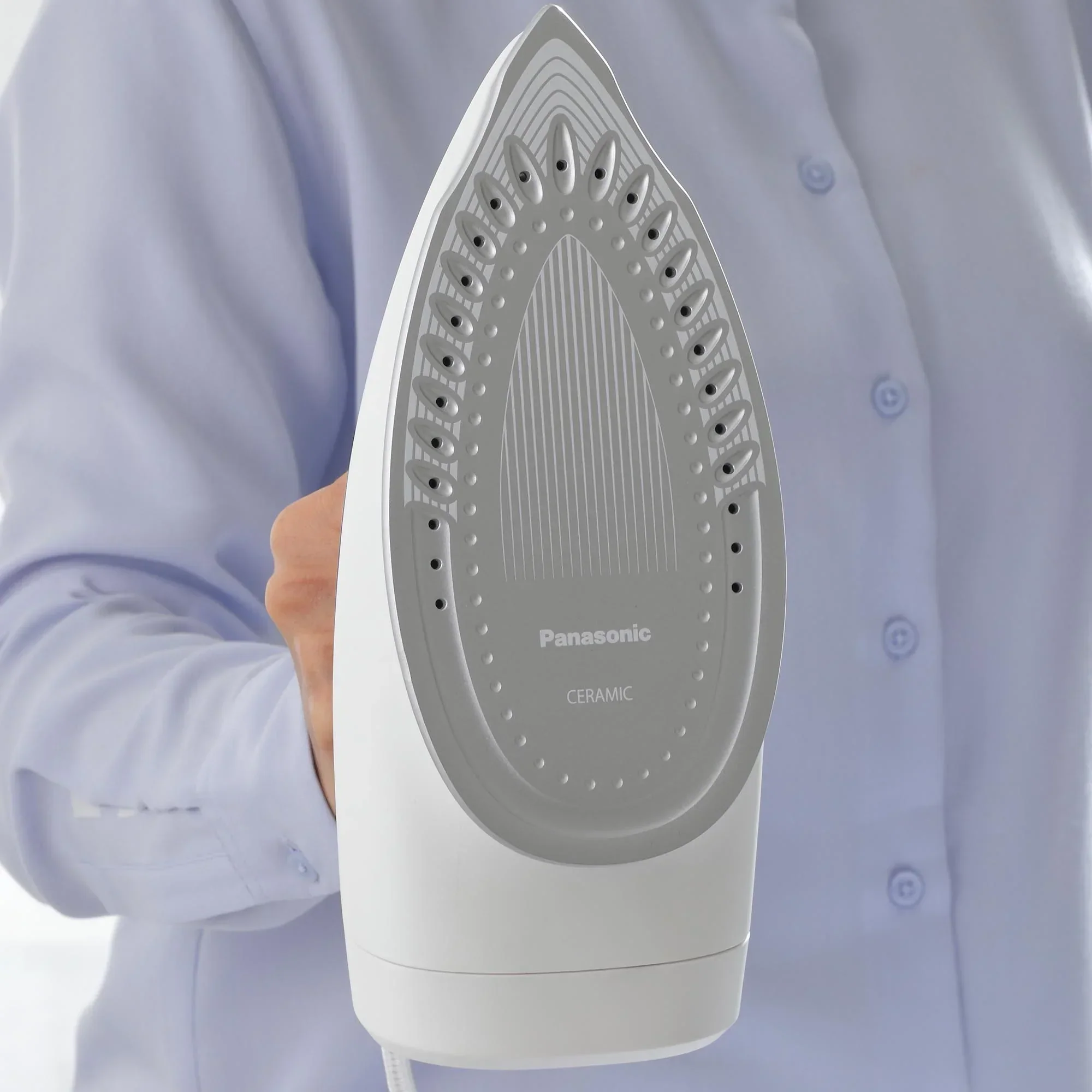 Steam/Dry Iron, Ergonomic 1500W NI-S630 - Image 6